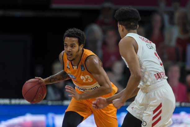 亚马尔的成 亚马尔的成