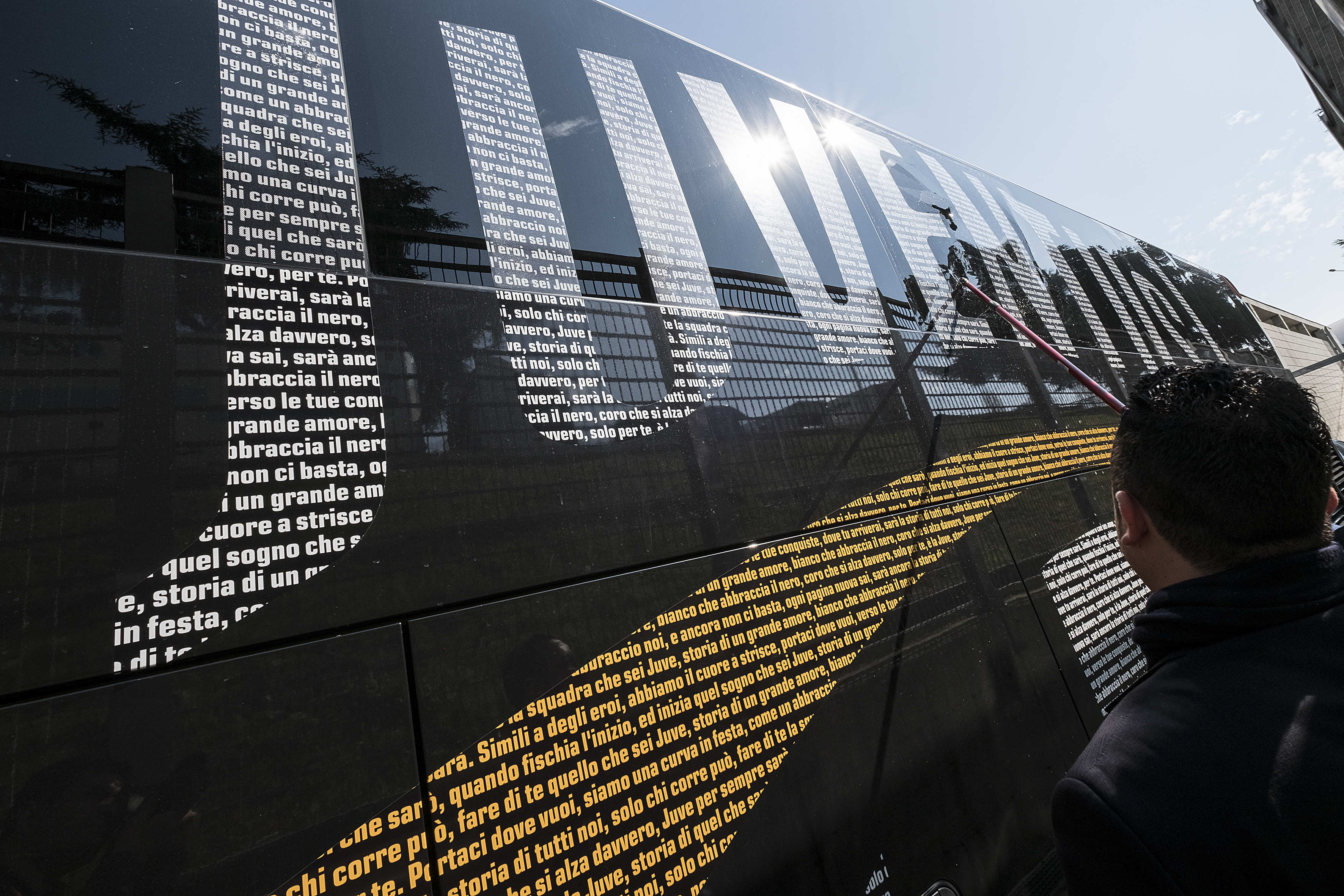 为雪地足球 为雪地足球