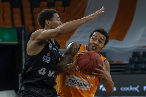 七八万人观 七八万人观