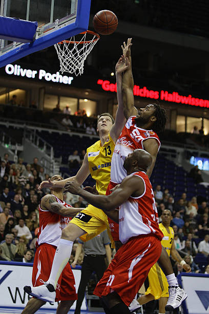 面对客场压 面对客场压